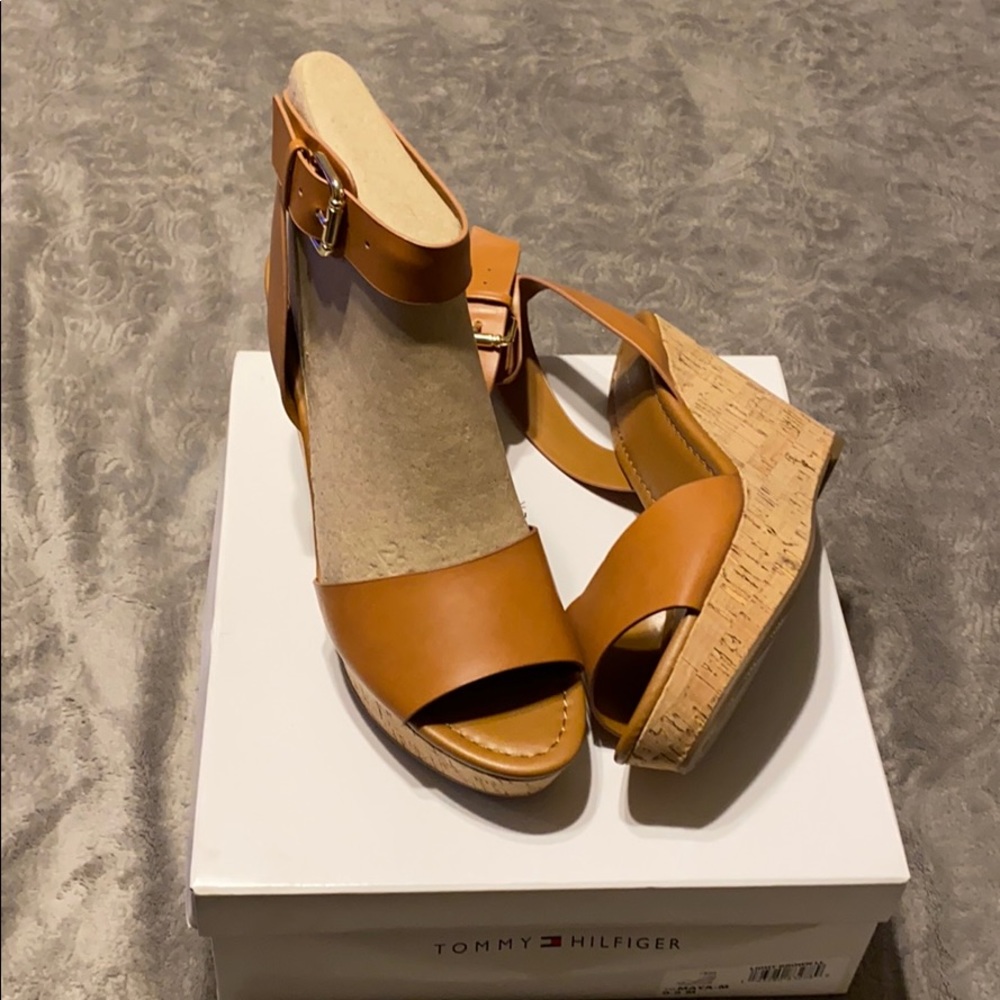 Women’s wedge heel